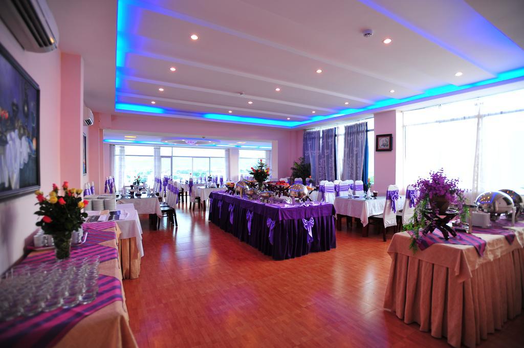Violet Hotel Nha Trang Habitación foto